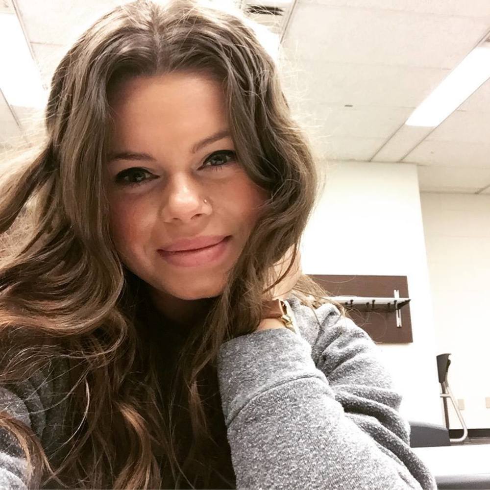 Meet your Posher, Raegan